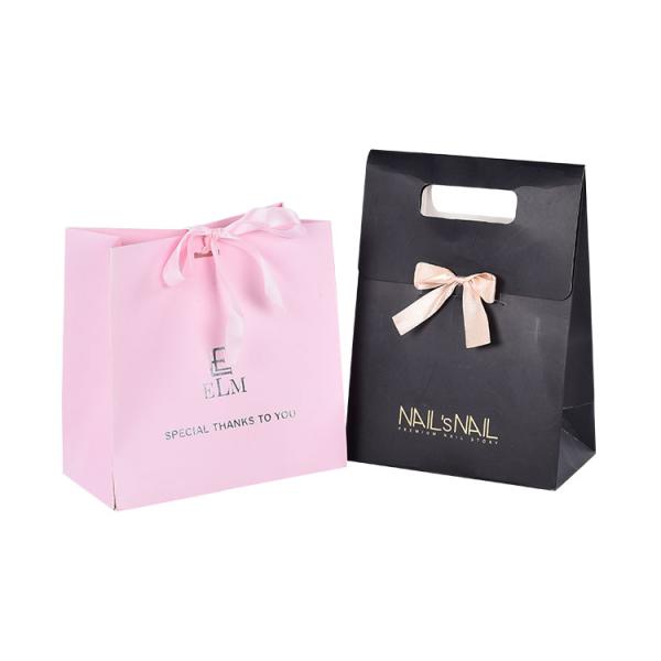 Luxury Paper Gift Bags Packaging With Die Cut Handle And Logo