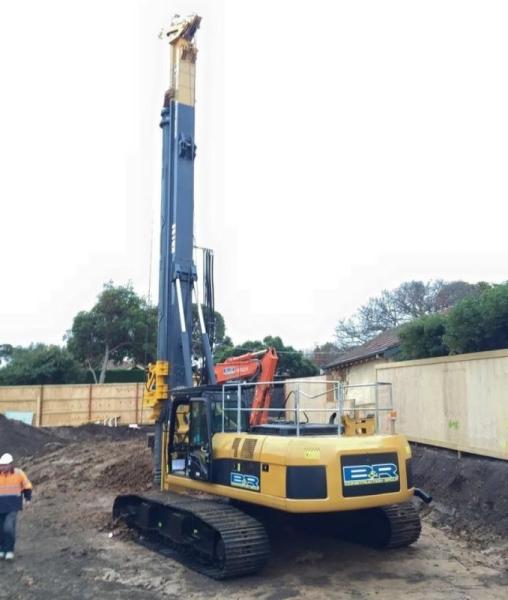 TYSIM agujereó la pila que conducía el aparejo que llenaba hidráulico los 52m Max Drilling Depth de la máquina KR150C 1500m m Max. Drilling Diameter
