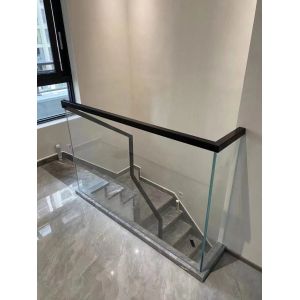 Customisation Friendly Handrail Glass Balustrade System with Space Saving Design