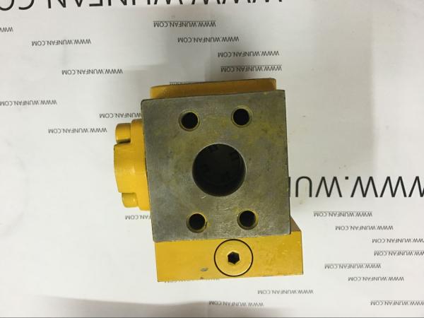 new komatsu excavator parts for  PC200-6 hydraulic pump part relief  valve assy 702-21-09147