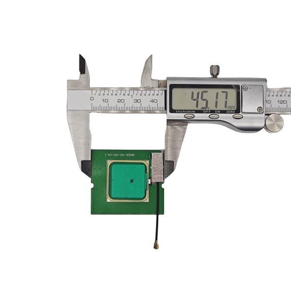 Customizable 3*40*45MM Thin Ceramic GPS/GLONASS/BD Antenna 1575Mhz Active Internal Positioning GNSS Receiver 20dbi 50