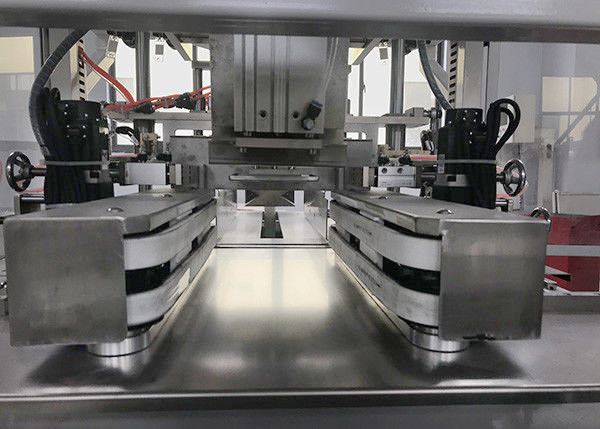 18-25bpm, полуавтоматная герметизируя машина для младенческой пеленки и продукты incontinence