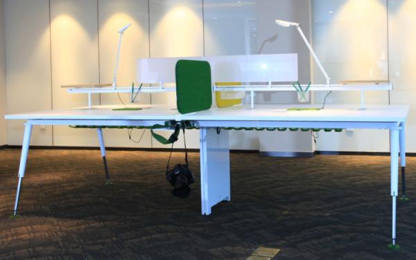china factory good quality european modern design office furniture executive desk  with metal frame