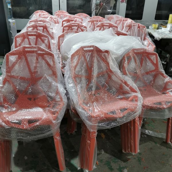 Restaurant Chairs Wholesale White Stackable Plastic Chair for Event Venues