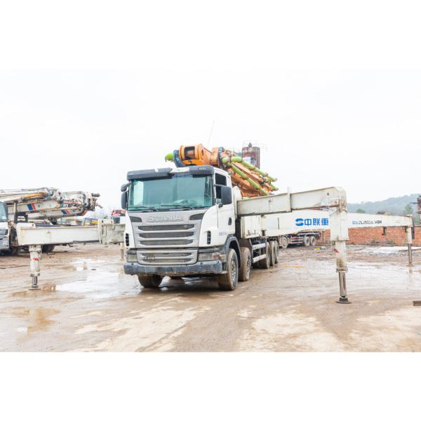 Bomba de hormigón en el chasis de Scania Extra Long Boom 2014 Zoomlion 63m Plantas móviles de lotes
