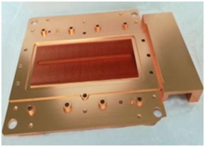 Bronze da precisão que carimba o dissipador de calor raspando e fazendo à máquina refrigerando do dissipador de calor com tratamento antioxidante