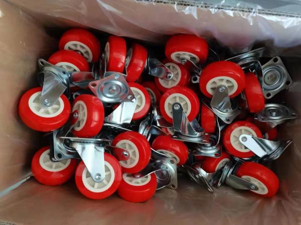 1,5 rodízios vermelhos do dever da luz do plutônio da placa rígida para gavetas da cama