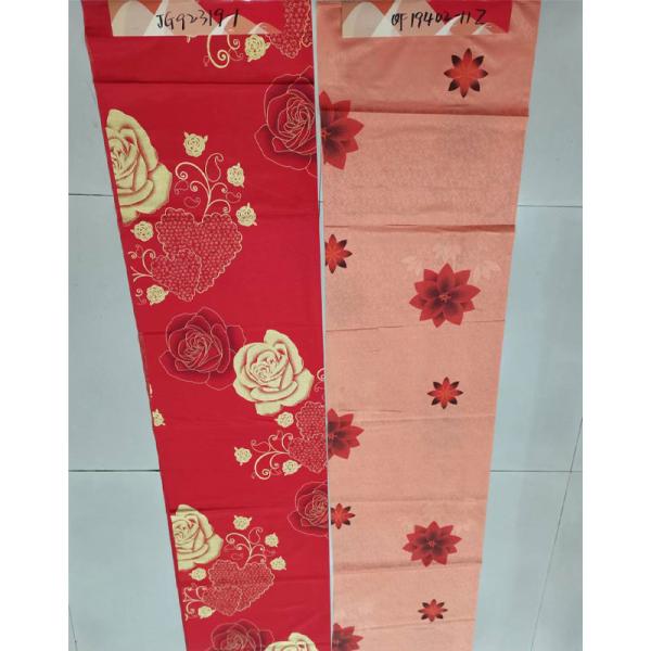 La chaîne de tissu de matelas de polyester imprimée par colorant a tricoté le textile à la maison