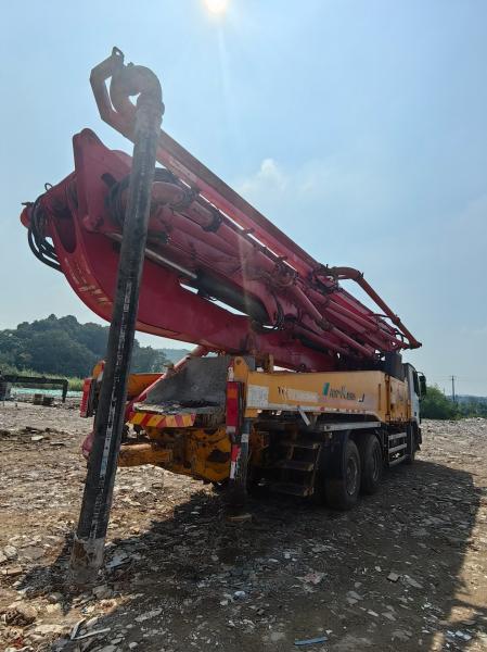 49 mètres Pompes de piscine de béton Pompes de camion avec 2019 année de la pompe par SY industrie lourde