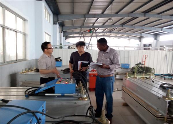 Light Model Conveyor Belt Joint Machine For Building Materials Delivery