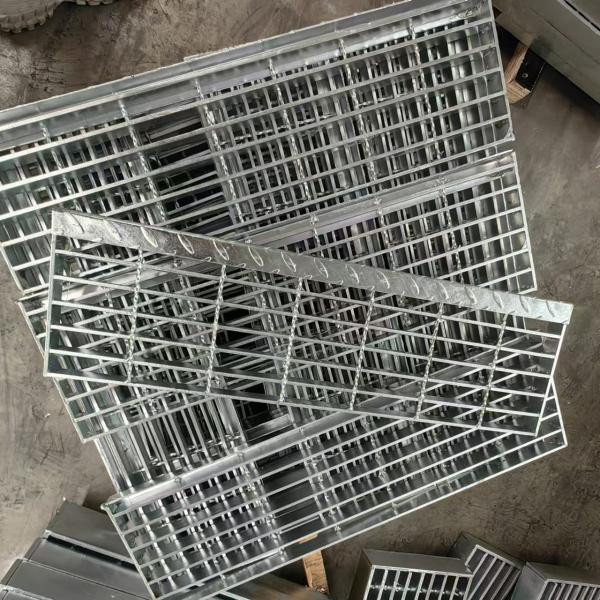 30mm Pitch Industrial Steel Platform Grating with 3mm Crossbars