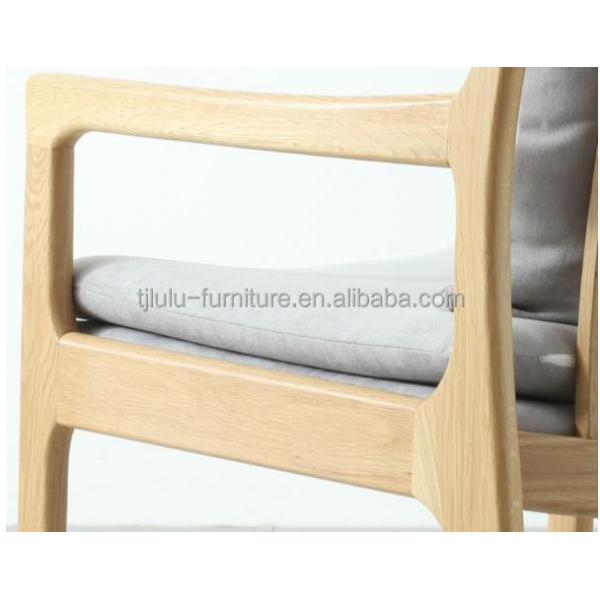 Stylish and Comfortable Nordic Oak Solid Wood Upholstered Armchair Sofa Chair
