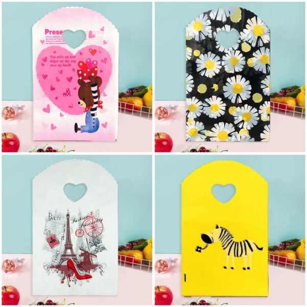Wholesale PE flat-mouth clothing store bag manufacturer advertising gift plastic handbag with logo plastic shopping bag