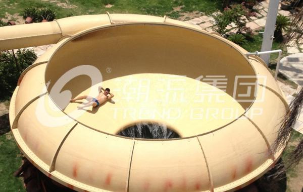 A água interna engraçada estaciona a plataforma 13.5m do equipamento do parque temático, apoio de aço de aço galvanizado