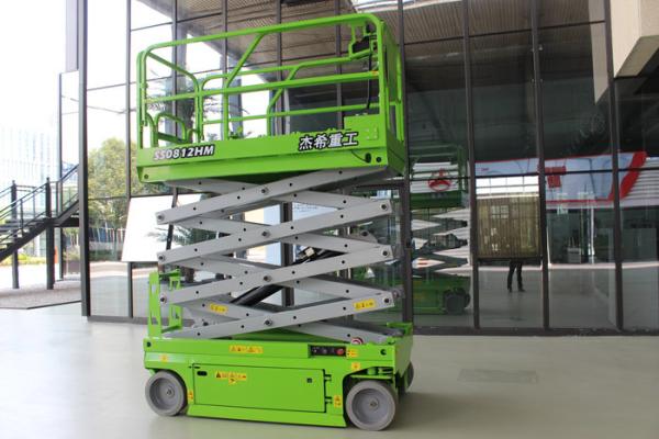 Bondes internos Scissor a plataforma de trabalho aéreo do elevador 8m para o armazém