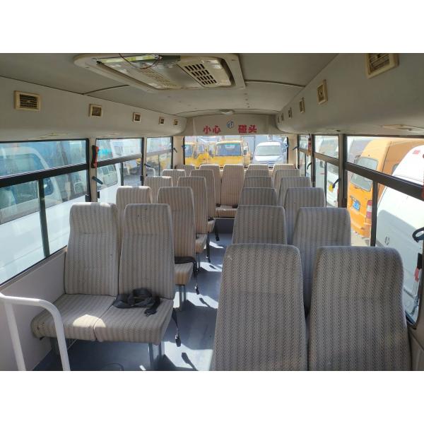 Используемое окно короткого двигателя мест двери складчатости 26 автобуса переднего сползая 7 подержанного молодого метров автобуса ZK6720D схвата