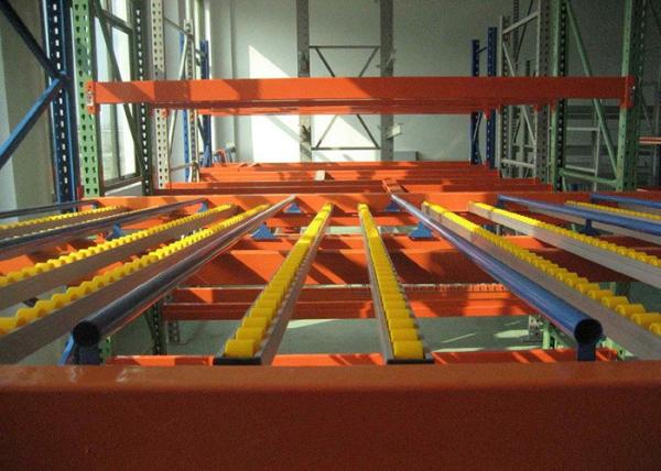 1000 kg/palete Estantes de armazenagem de aço industrial Estantes de fluxo de gravidade no armazém