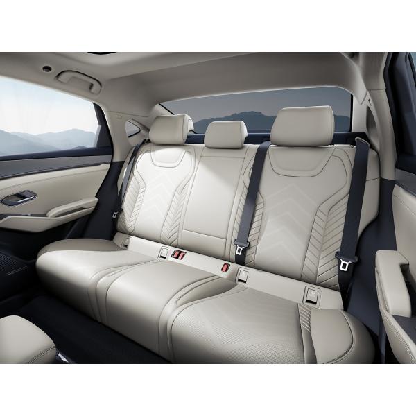 E-CVT de taille moyenne Qin L BYD EV Voiture électrique 5 places