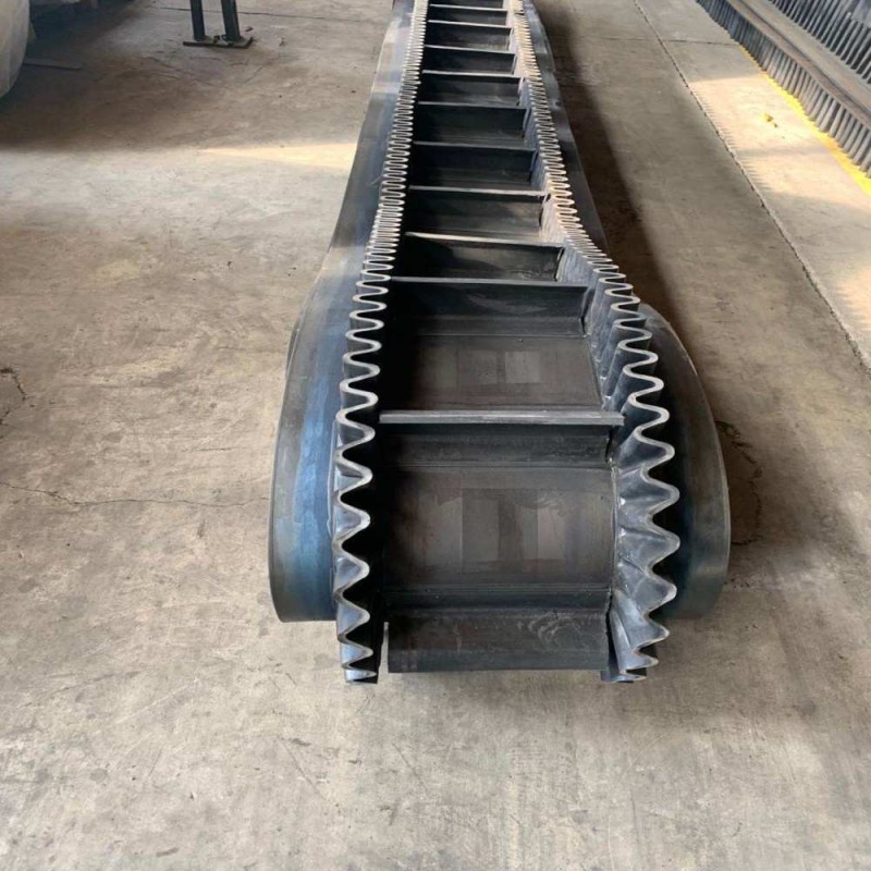 Large Inclination Wave Sidewall Conveyor Belt Used For Agricultural Mining Cement Plant