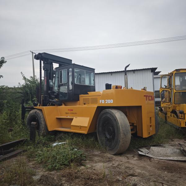 Chariot élévateur diesel TCM 200 original Japon 20 tonnes 3 mètres