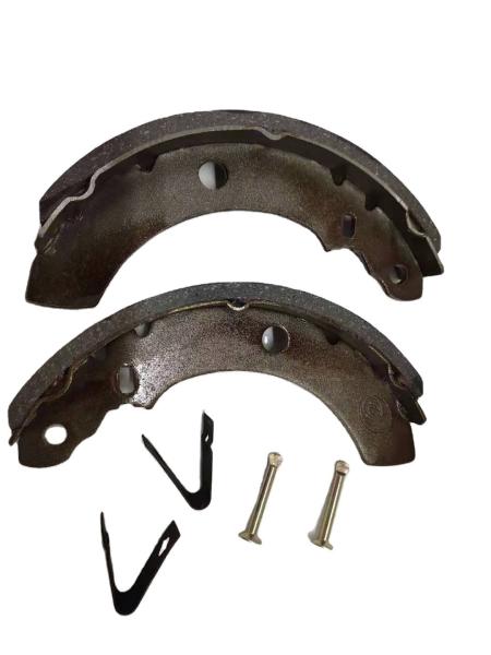 Alta Calidad de Repuestos Tuktuk Non-asbestos Bajaj RE Tricycle Brake Shoe for Repair