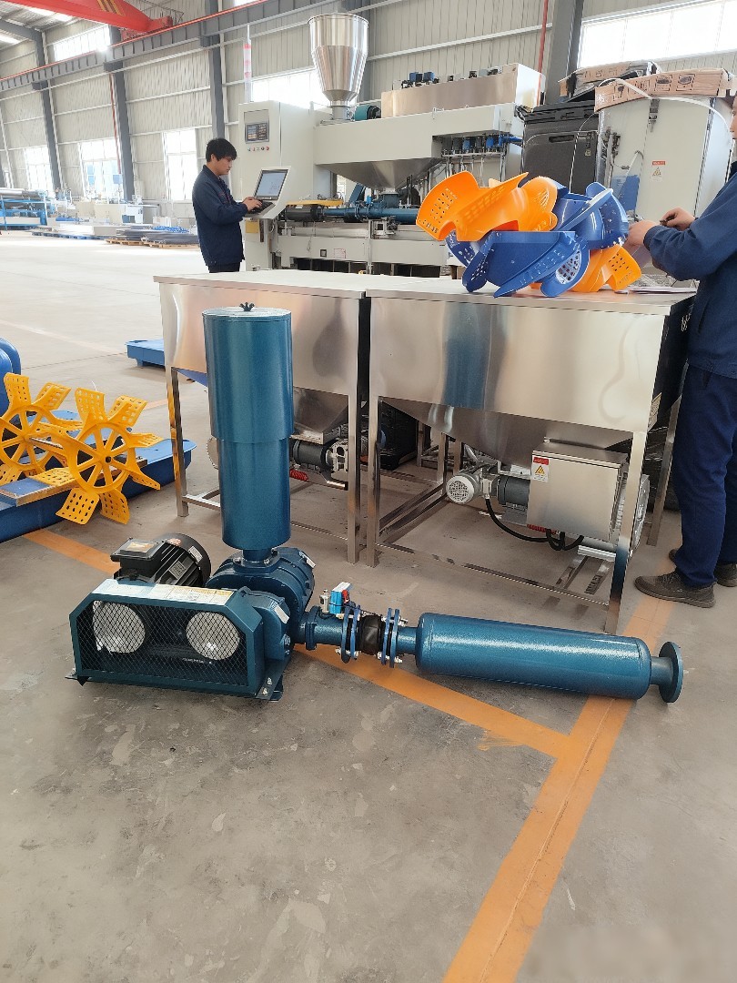 Microporous Paddle Wheel Aerator Diffusion for Pond Fish Shrimp Aquaculture Oxygenation