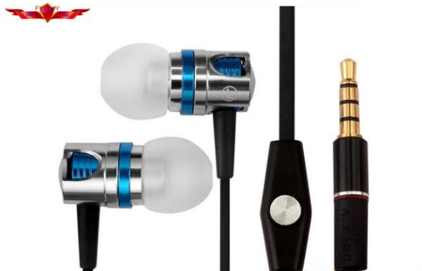 Wholesale 1.20M 3.5MM Wired HD Sound Performance Earphone With MIC For Samsung Galaxy S5