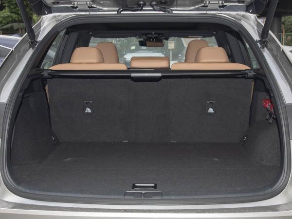 Get the Best Deal on Popular Used Cars Lexus RX 2025 350h AWD Midsize-Large SUV with Materials and Modern Design