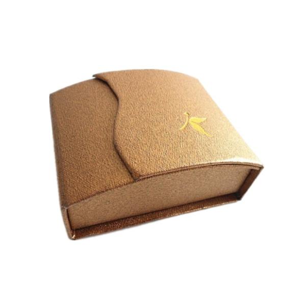 Paper Gift Box customizable decorative gift boxes with lids made from materials suitable for Christmas holidays and birthdays