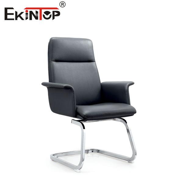 Chaise de bureau en cuir réglable personnalisable pour un confort personnalisé