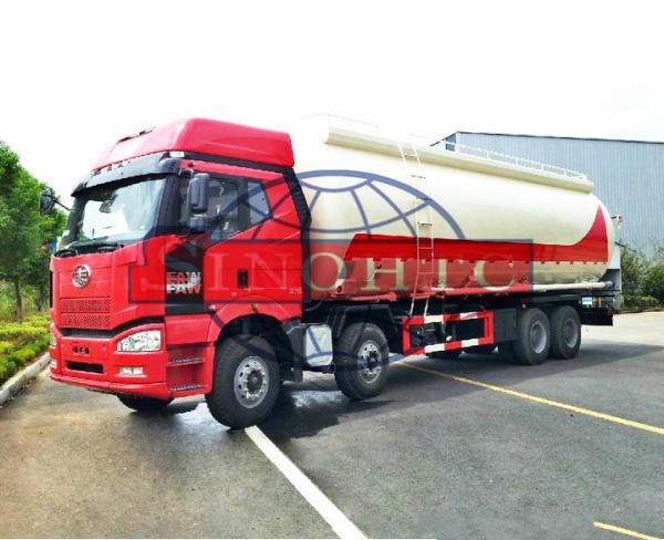 8x4 FAW J6 Bulk Cement Truck 30cbm Volume 330hp / 350hp Engine Power