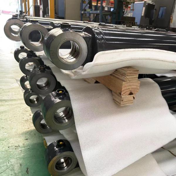 Dx210 Dx255 Dx300 Dx340 Excavateur Cylindres hydrauliques Bouteille de bouteille bras Cylindre d'huile