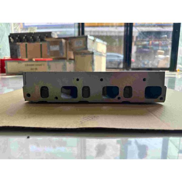 19267-03040 15532-03040 Kubota Engine Cylinder Head Engine Model D850