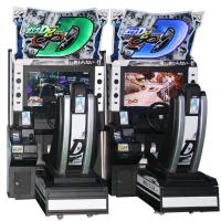 Máquina de jogo inicial das corridas de carros do simulador D8 da arcada
