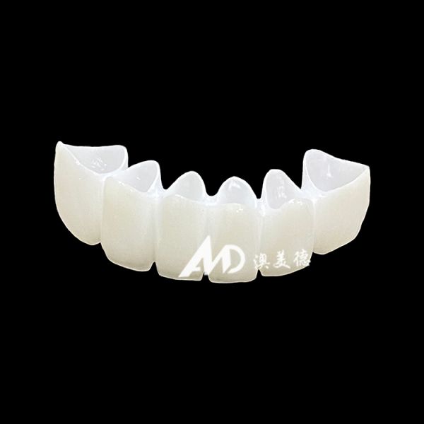 Zirconia Dental Crown with High-Quality Materials and Precise Laboratory Fabrication for Long-Lasting, Esthetic Restorations