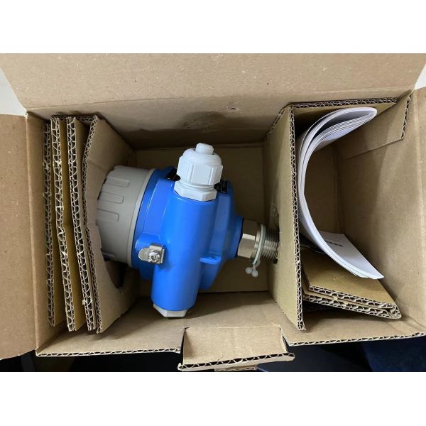 Endress+Hauser FTL50-JHN20 Switch | Capacitive, Level, Solid/Liquid, 316L, 2-Wire, 24V DC