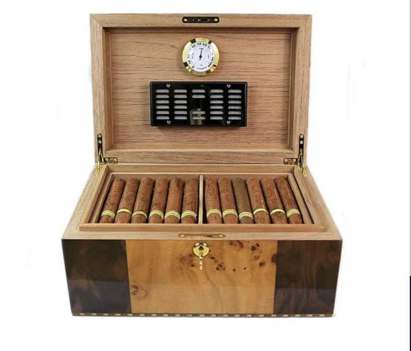 Controle de insetos Caixa de cigarros de madeira de cedro espanhol