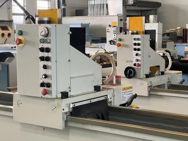Straight Knives Grinding Machine