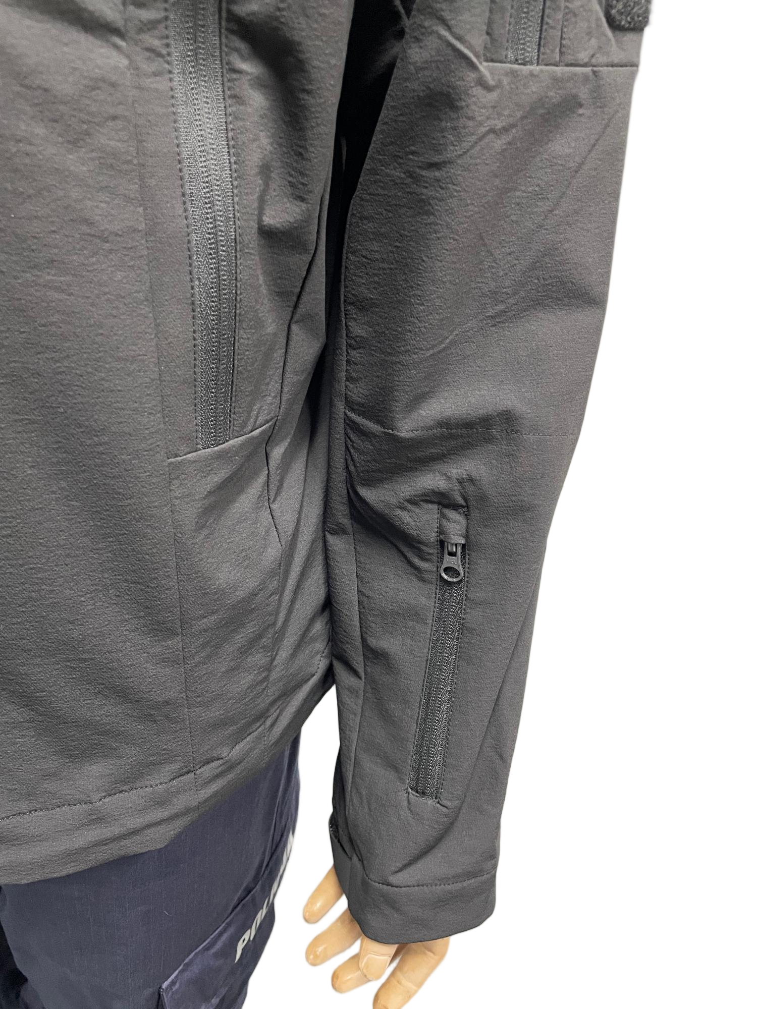 Men's Black Wear-Resistant & Warm-Resistant Outdoor Tactical Training and Duty Multi-Pocket Softshell Jacket