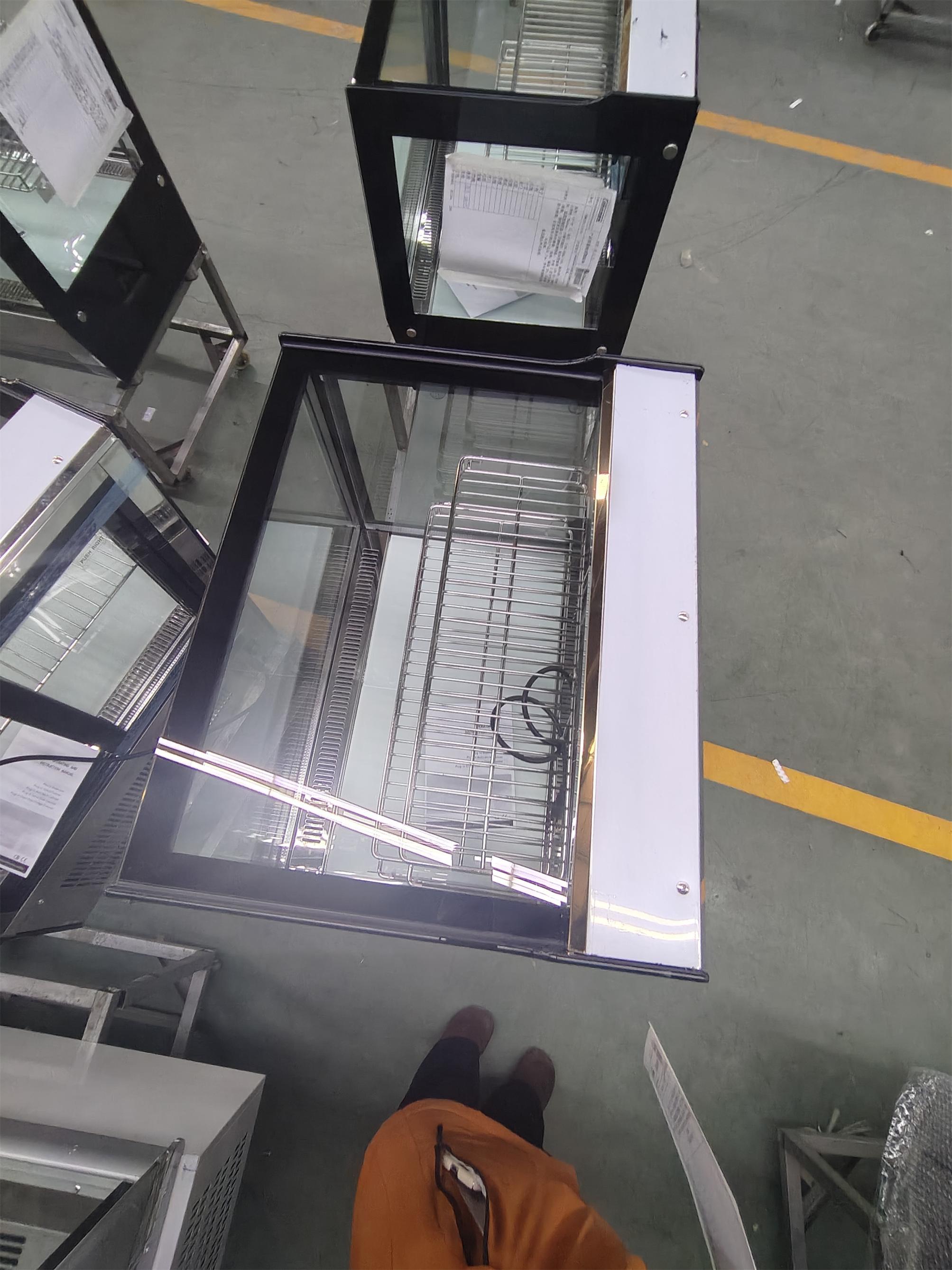 LISA66R Low Temperature Refrigerated Table Cake Cabinet Automatic Demisting Glass Door Biscuit Dessert Commercial Freezer