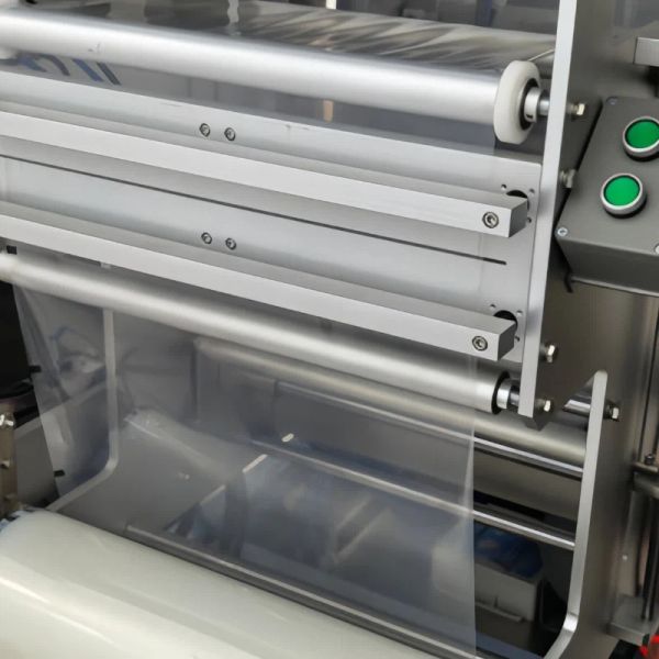 Multi Column Liquid Stick Pack Machine Back Seal Powder Packaging Machine 380V