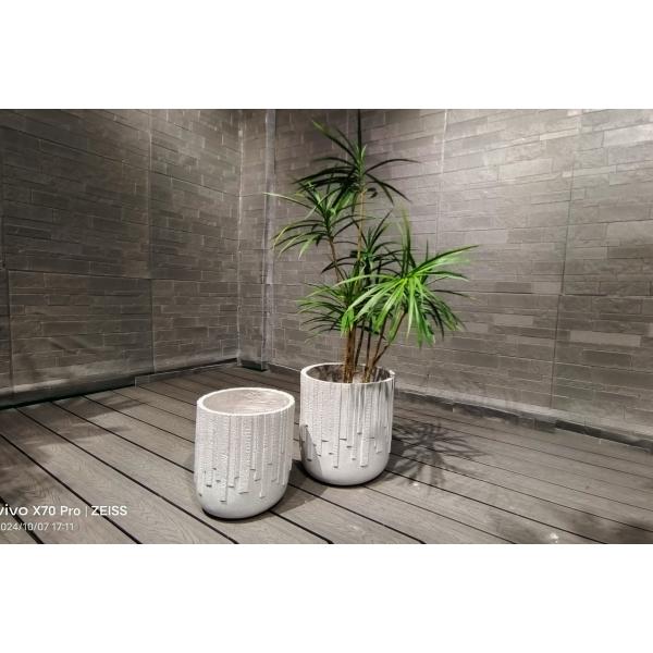 Plantador de fibra de arcilla duradero de 7-8 años para jardines interiores