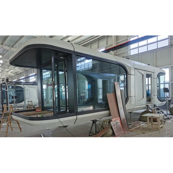 11500mm X 3300mm X 3300mm Space Capsule House Aluminum Alloy With Metal Fluorocarbon Paint Baking Paint