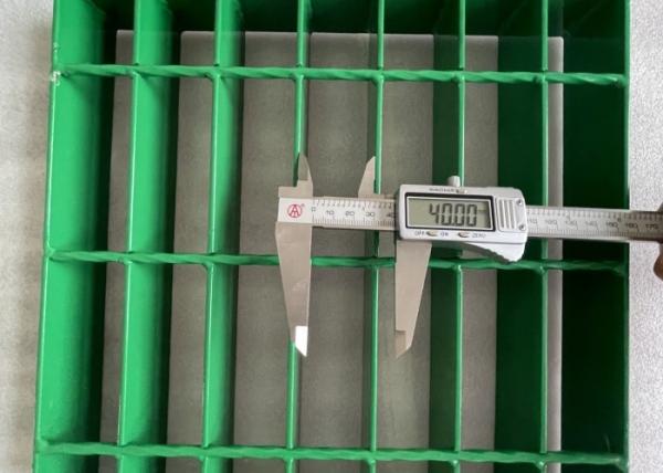 100mm Green Steel Grating for Fence and Wall Safety