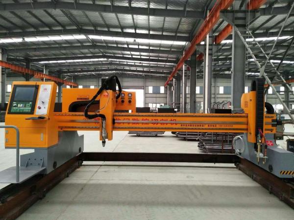 High Accuracy Fiber Laser Pipe Cutting Machine , Steel Tube Cutting Machine Low Maintenance