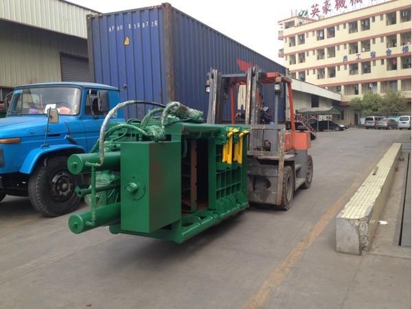 Hydraulic Press PET Film Parking Clothes NEW Design Vertical Hydraulic Aluminum Can Metal Scrap Baler