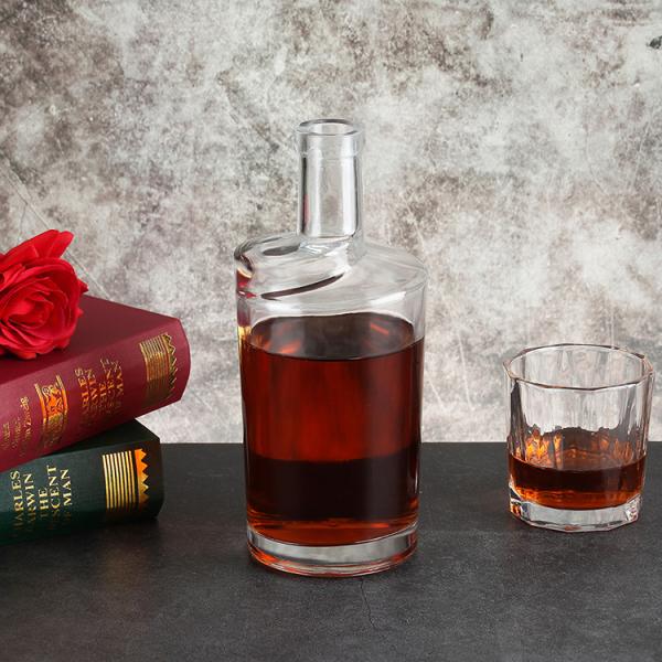 Collar Material Aluminum Plastic PP Customized Design Empty Wine Glass Bottles for Gifts