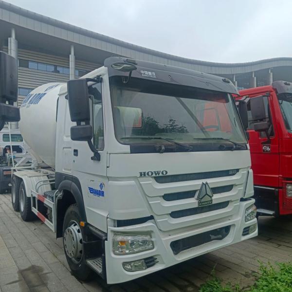 12m3 HOWO Cement Mixer Truck with Sinotruk Chassis EEC Certification and Customization