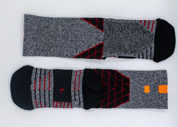 Spring Cotton Athletic Basketball Socks Non Slip Antibacterial Work Socks