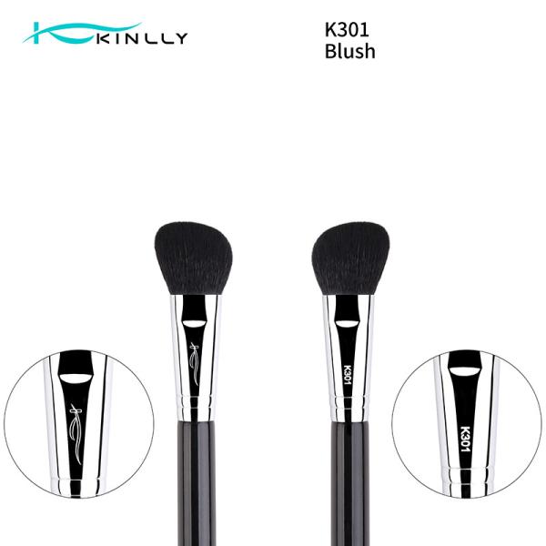 Soft Hair Wooden Handle Angled Face Powder Brush